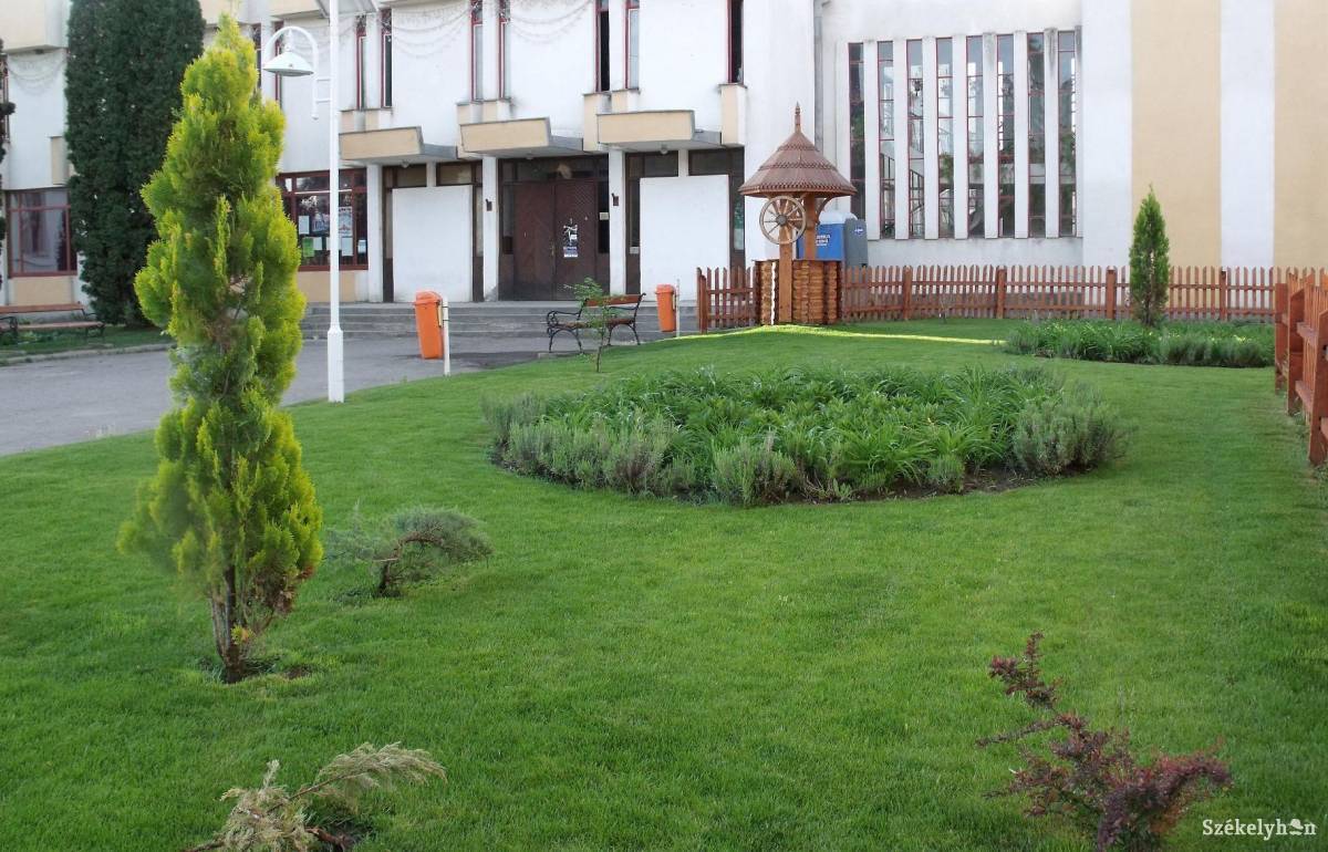 &bullet;  Fotó: Gligor Róbert László