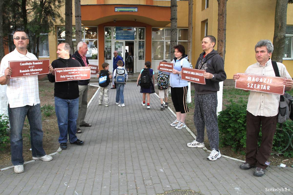 &bullet;  Fotó: Boda L. Gergely