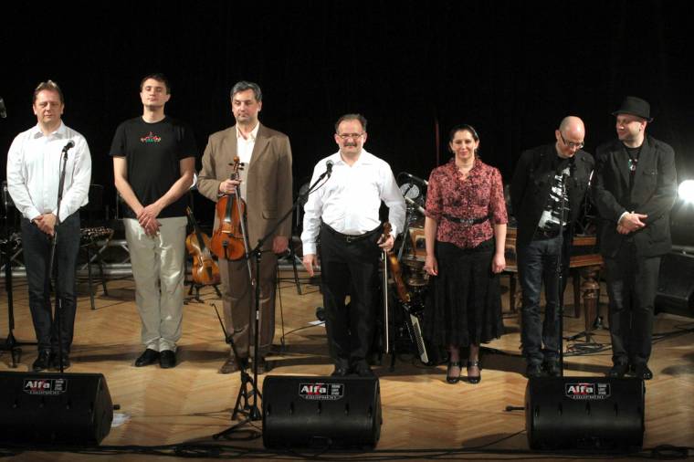 Alapfűszer: népzene