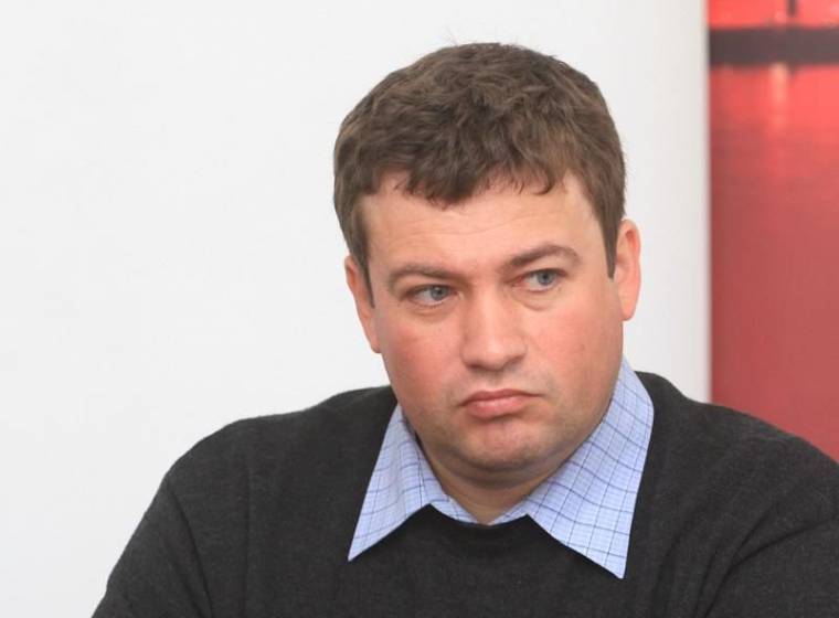 Újabb érvágás az EMNP-nek, Jakab István kilépett a pártból