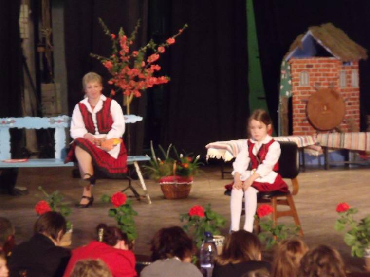 Nyárádmente: a gyermekek mentik át az értékeket