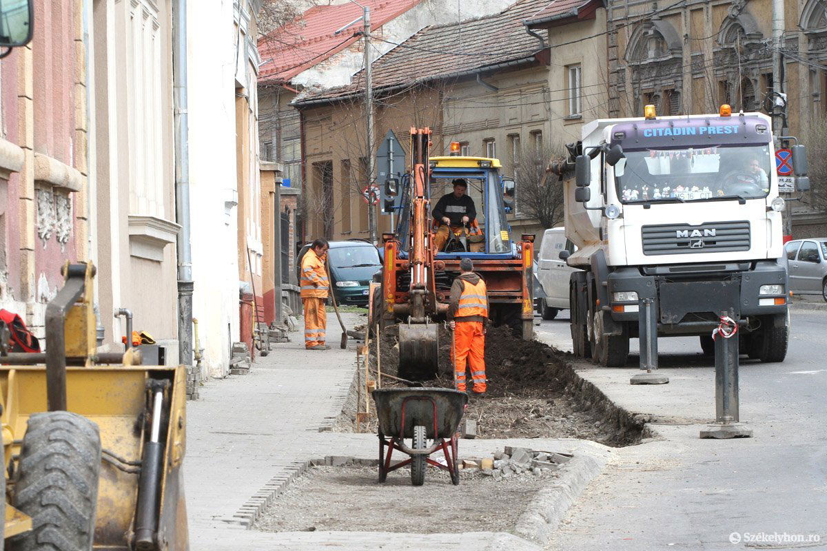&bullet;  Fotó: Boda L. Gergely