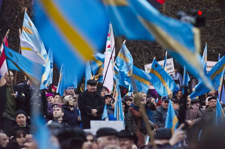 Régiók: utcára hívnak a magyar pártok