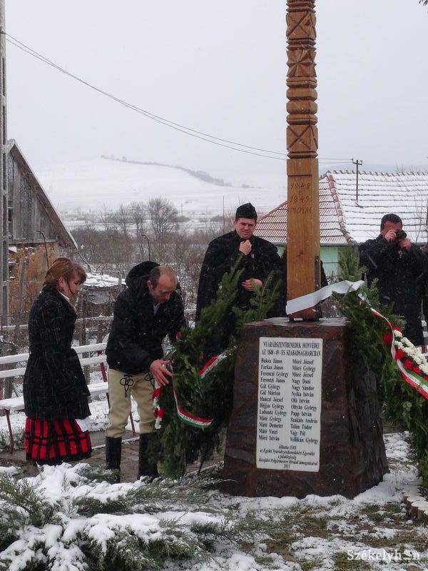 &bullet;  Fotó: Gligor Róbert László