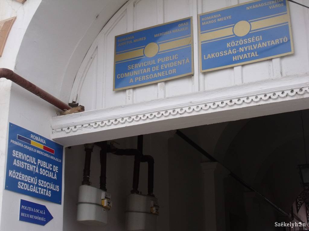 &bullet;  Fotó: Gligor Róbert László