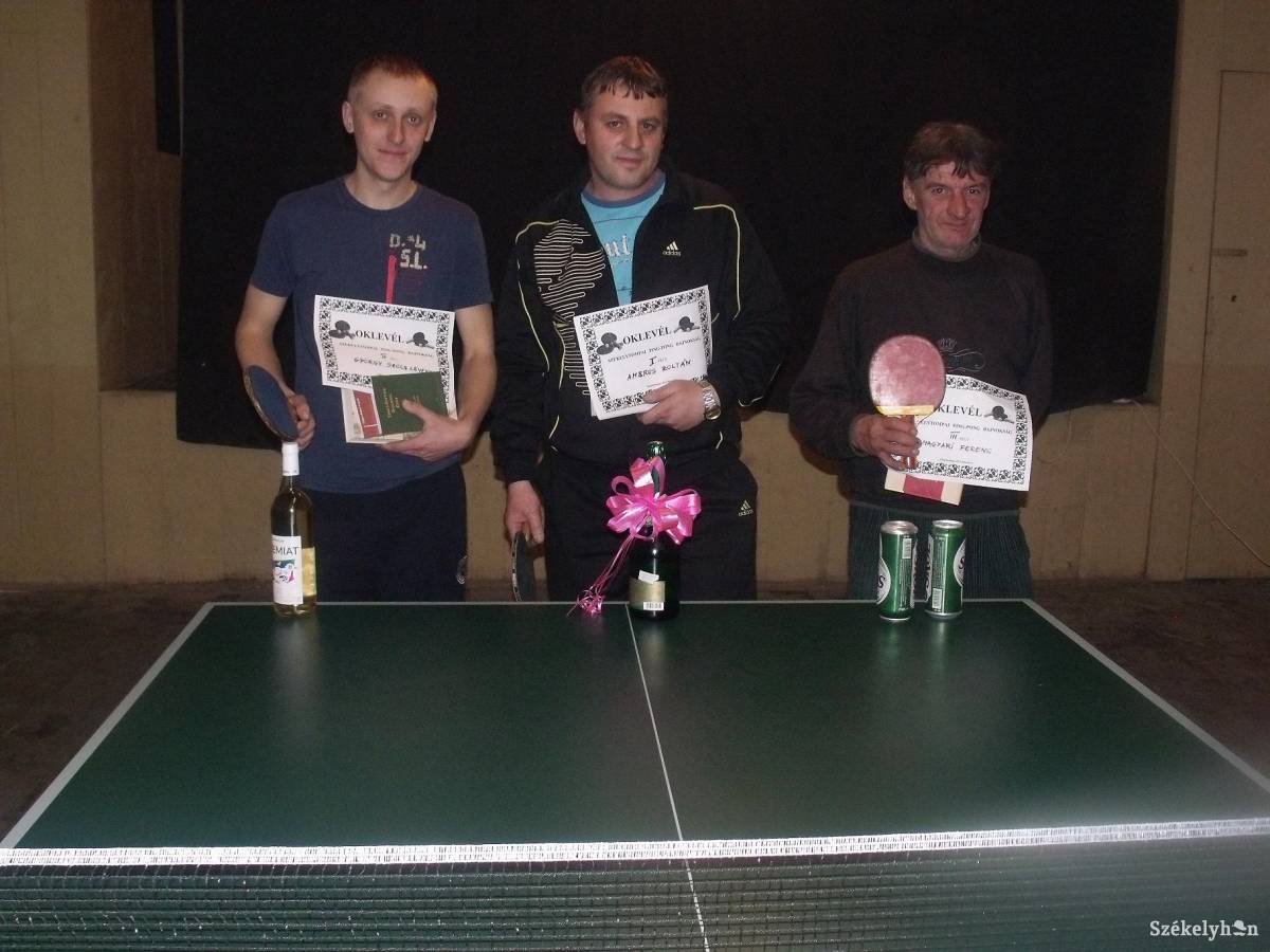 &bullet;  Fotó: Gligor Róbert László