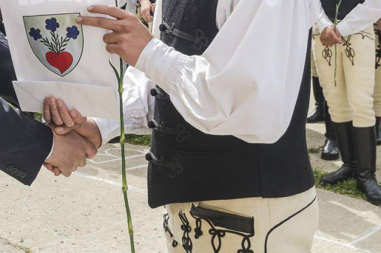Magyarul is kiállíthatók az oklevelek
