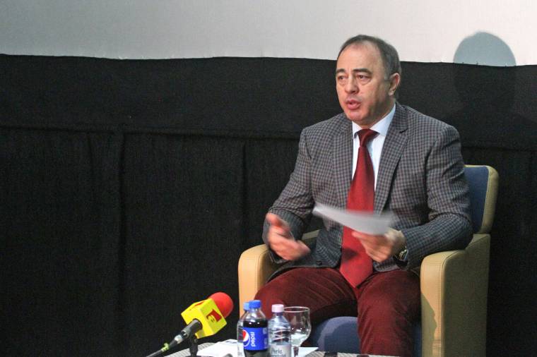 Rossz fordításokra hivatkozik Florea