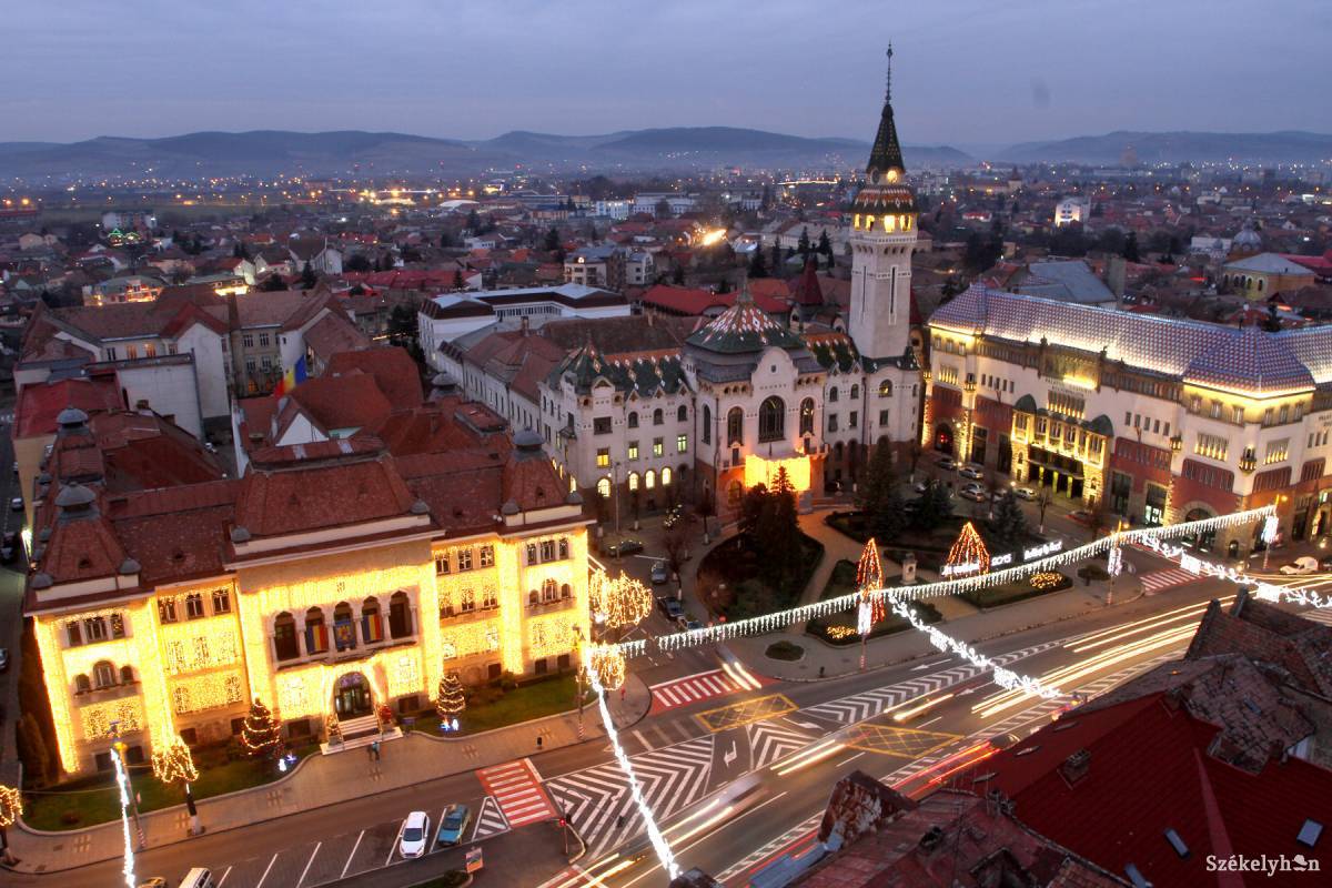 Marosvásárhely madártávlatból. Nem unalmas a külföldiek számára &bullet;  Fotó: Boda L. Gergely
