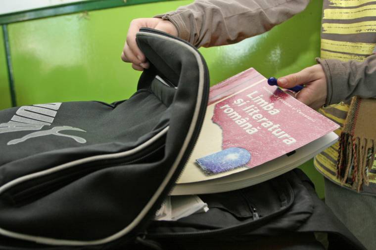 Nem újdonság: akut probléma a tankönyvhiány