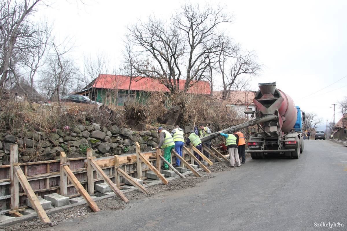 A vállalkozók szerint megfelelő árak mellett lehet munkaerőt is találni az építkezésekhez •  Fotó: Haáz Vince