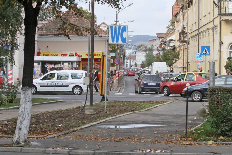 Nagytakarítás lesz a marosvásárhelyi főtéren