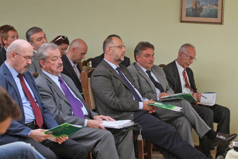 Kitalálói szerint szabotálják az egészégbiztosítási rendszert