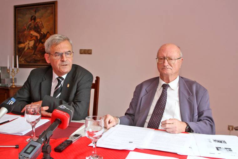 Hivatali gáncs a Tőkés-perben