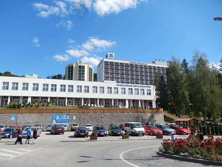 Pénzt osztottak az év végén