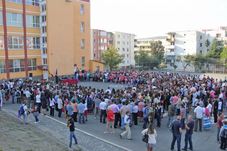 Magyar vezetővel kezdték az iskolát
