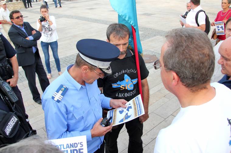 Tüntetésen is követelik a rendőrfőnök távozását