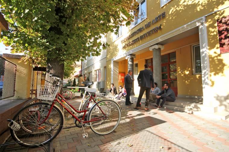 Tanévet nyitottak a színisek egyetemén