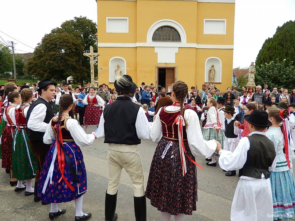 •  Fotó: Gligor Róbert László