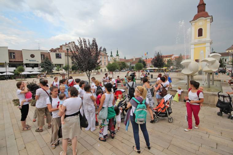 Marosvásárhelyiek a szoptatásért