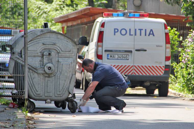 Halott újszülött egy szemeteskukában