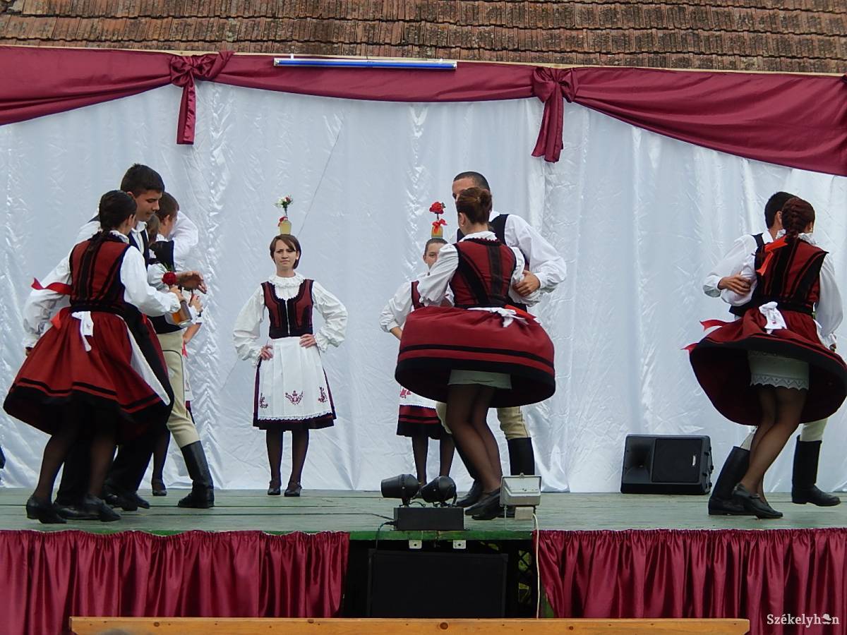 &bullet;  Fotó: Gligor Róbert László