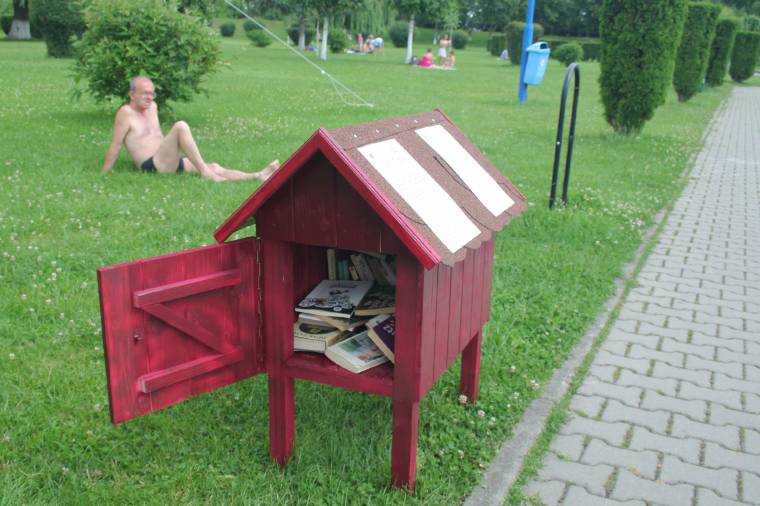 Könyvtár nyílt a vásárhelyi Víkendtelepen