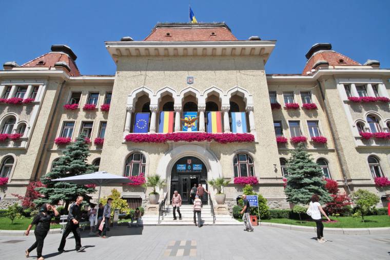 Lecsapott a DNA a marosvásárhelyi polgármesteri hivatal volt gazdasági igazgatójára