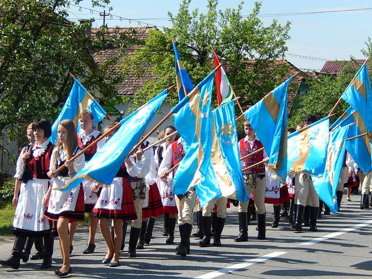 Etnikai alapon szerveződik a nem létező Székelyföld?
