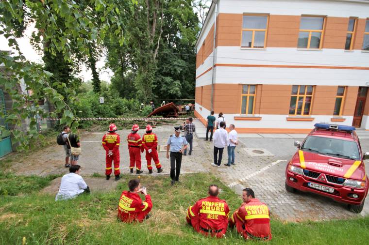 Kidőlt fa okozott sérülést az orvosinál