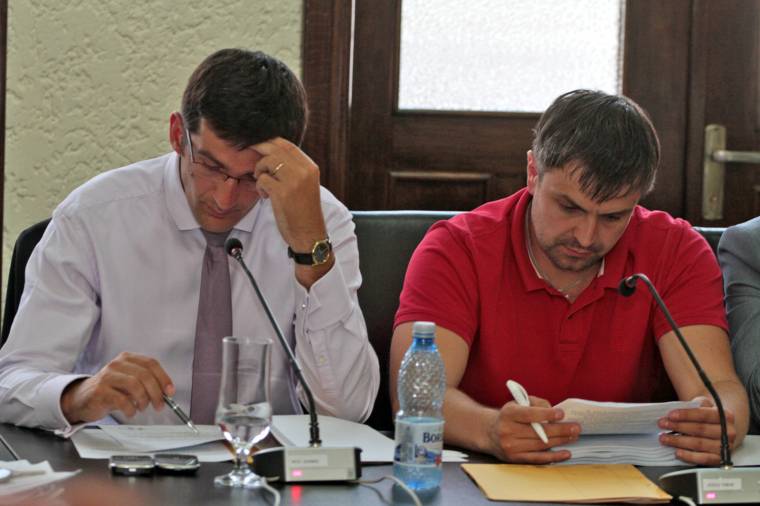 Magyar szinkrontolmácsot keres a marosvásárhelyi városháza