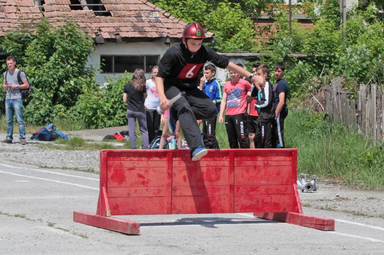 Tűzoltó- és polgári védelmis gyerekcsoportok vetélkedője