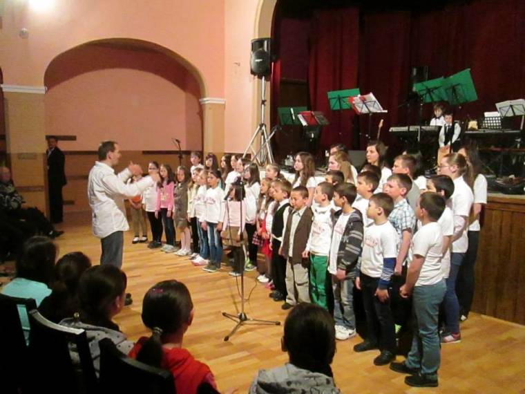 Jótékonysági keresztény koncert Marosfelfaluban