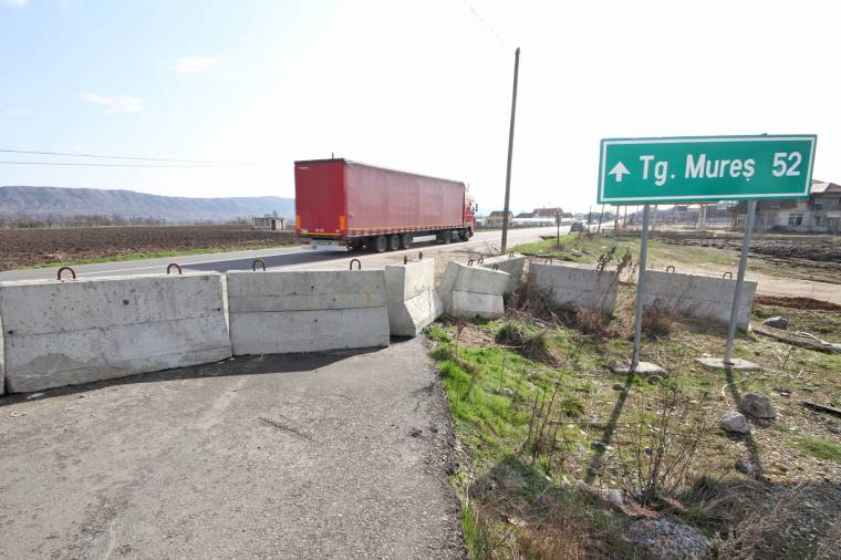 Késések miatt 1,3 milliárd eurót veszíthet Románia