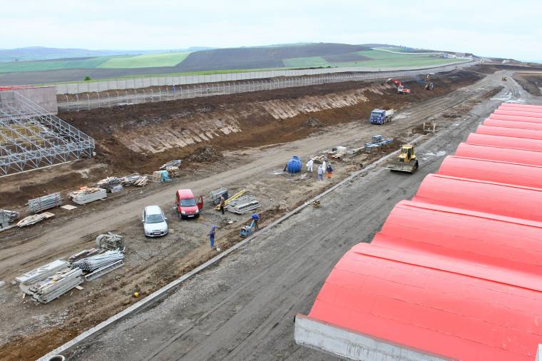 Húszmilliós kölcsön a motorparkra