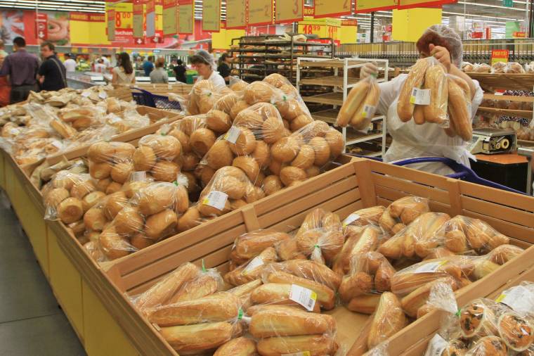 Tilos színezni a péktermékeket