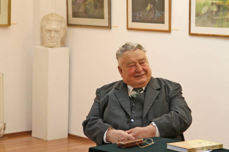 Könyv a székely ezermesterről