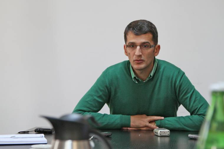 Peti András megtörte a frakciófegyelmet