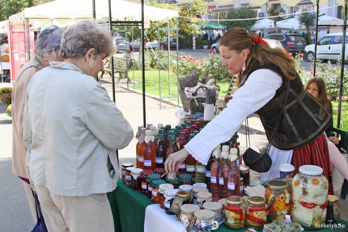 &bullet;  Fotó: Boda L. Gergely
