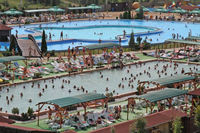 Jobb az idény a tavalyihoz képest a Maros megyei fürdőhelyeken