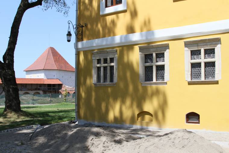 Iskolakezdésre megnyitná Florea a várat