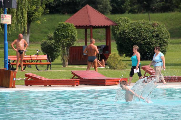 Szerdától fizetős lesz a Víkendtelep