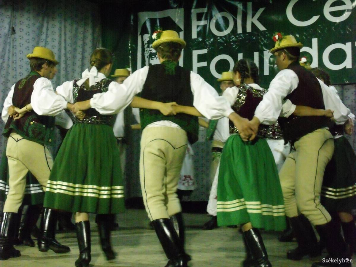 •  Fotó: Gligor Róbert László