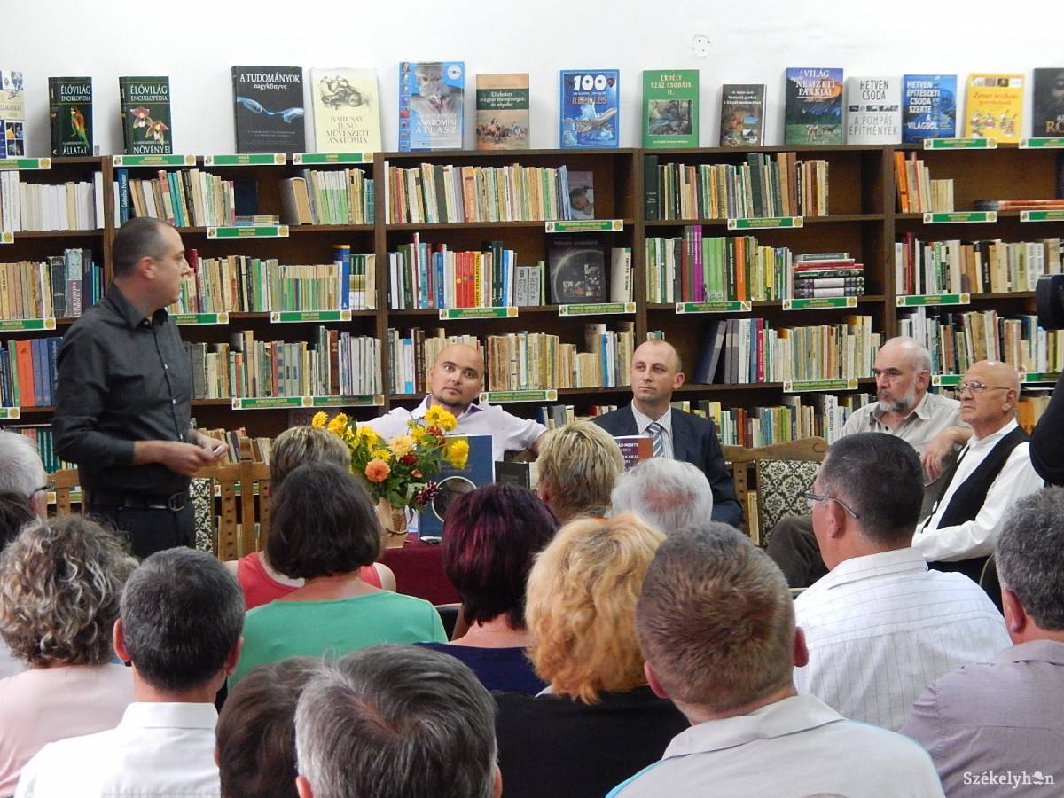 •  Fotó: Gligor Róbert László