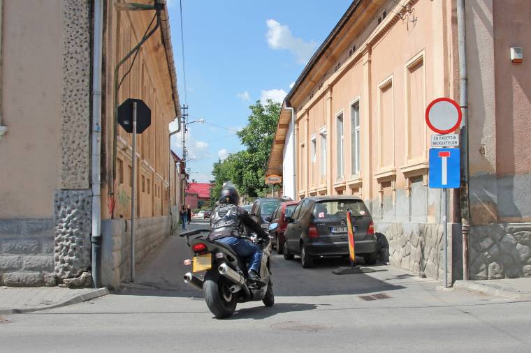 Nem mondanak le a belvárosi forgalom eltereléséről Vásárhelyen