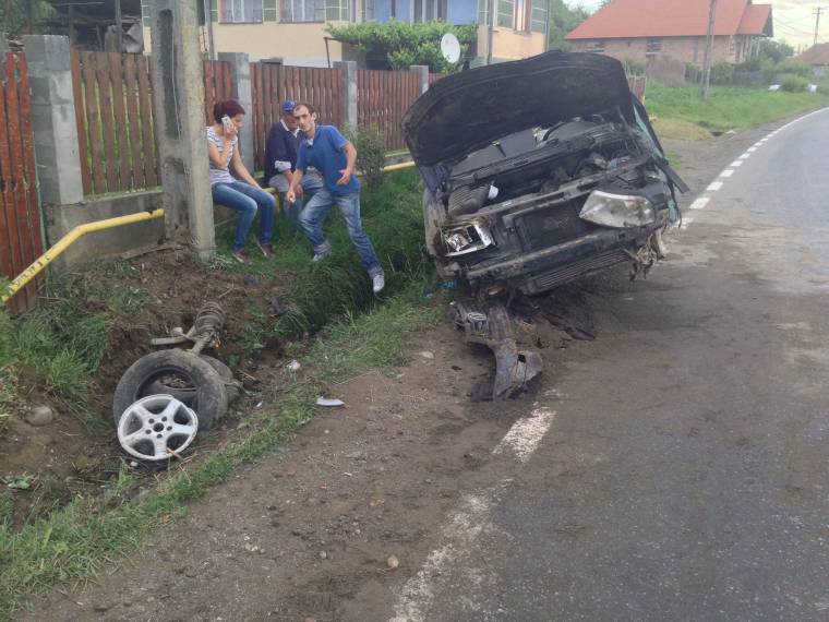 Súlyos baleset Hármasfaluban