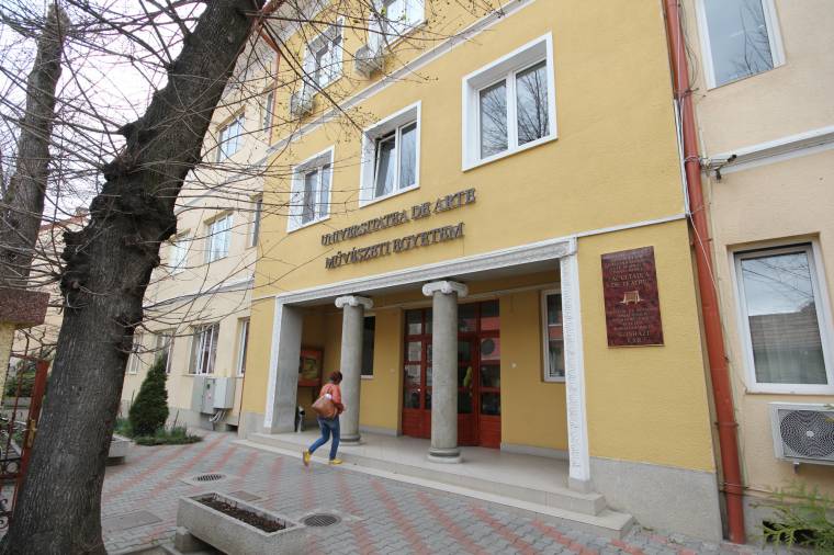 „Kitárt kapuk” a Művészeti Egyetemen
