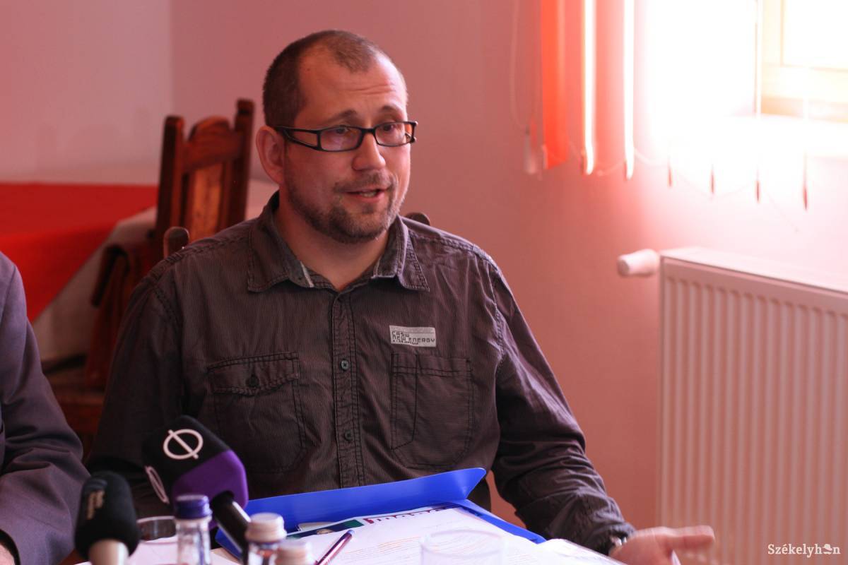 &bullet;  Fotó: Boda L. Gergely