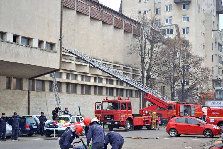 Tűzvédelmi gyakorlat a Nemzetiben