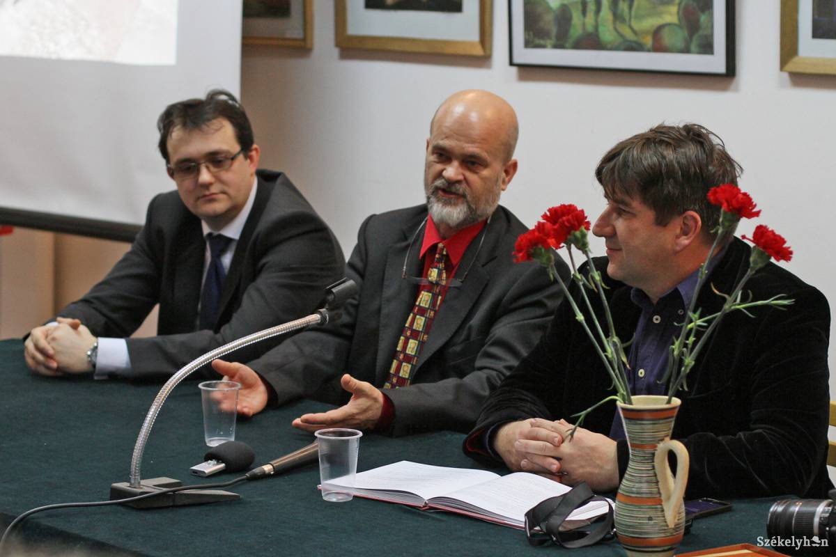 &bullet;  Fotó: Boda L. Gergely